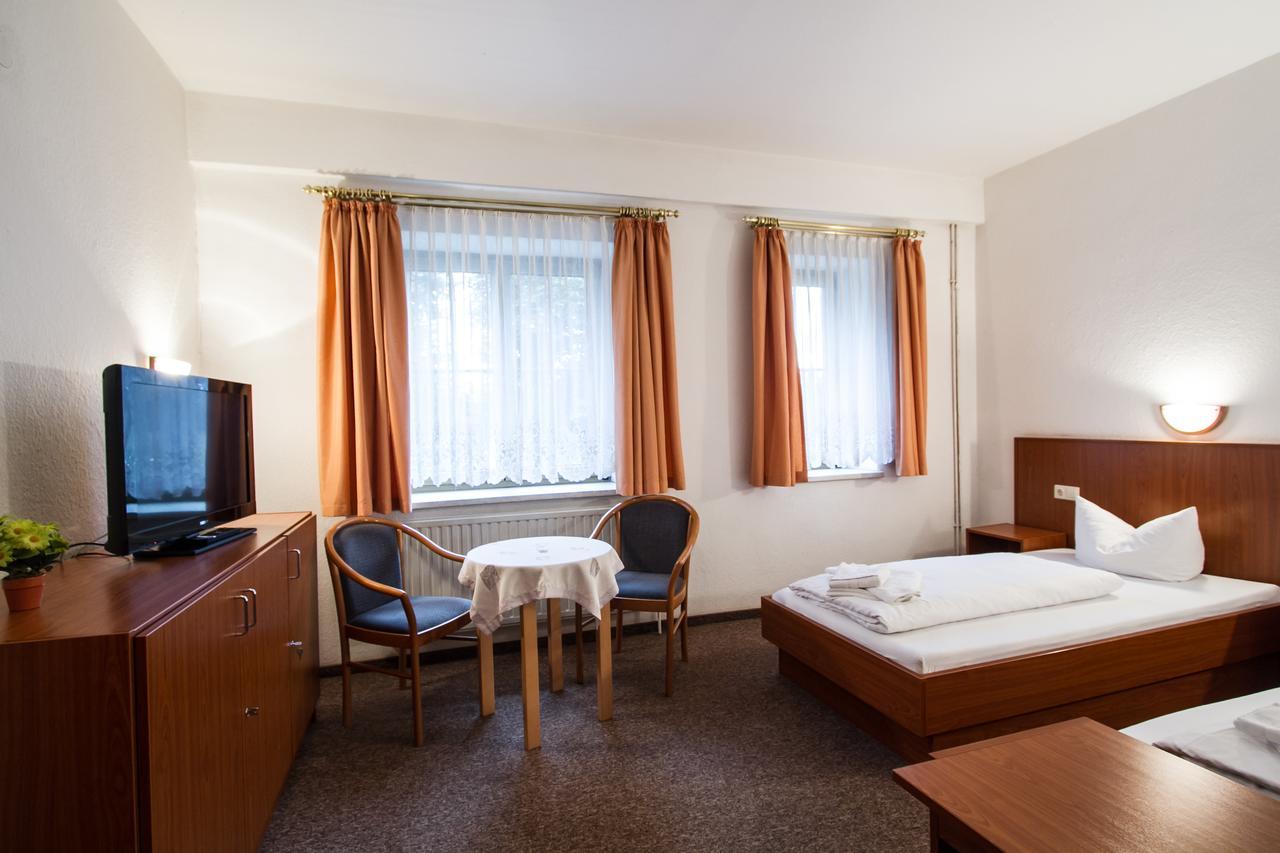 Hotel Groebern Am See Grobern 외부 사진
